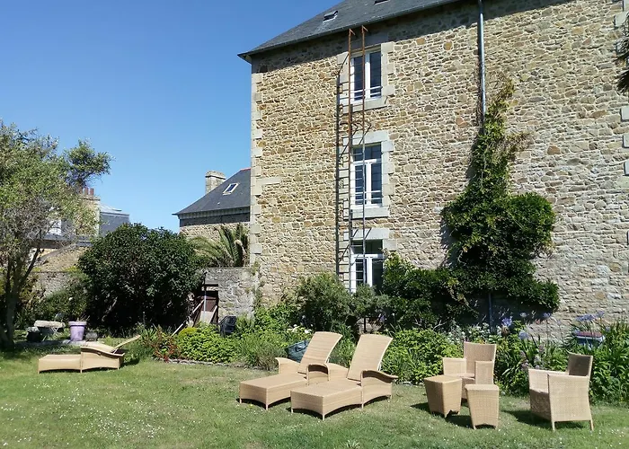 Hôtels à Penvénan