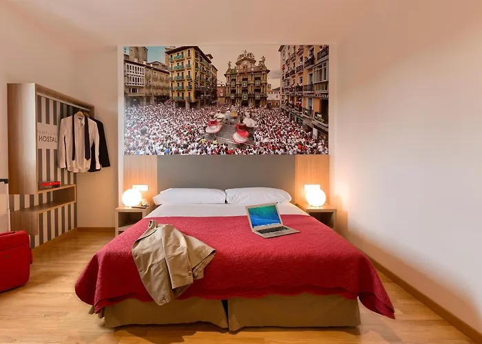 Iraipe Pamplona Hostal Auto Check-In Aizoáin