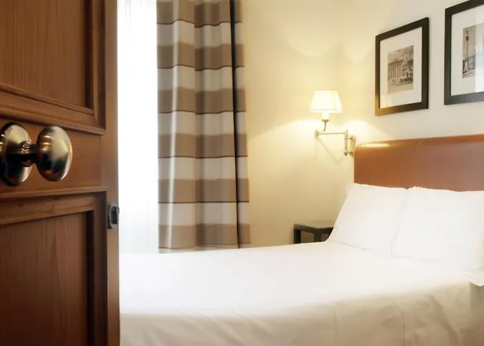 Hotel Albergo Santa Chiara Roma