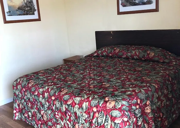 Country Host Inn Texarkana