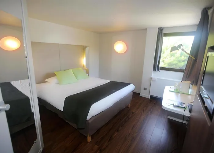 Hotel Campanile Antibes