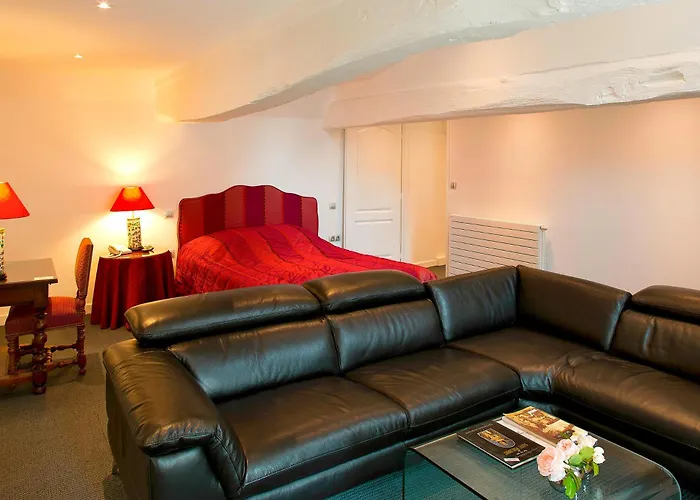 Fleurville Hotels