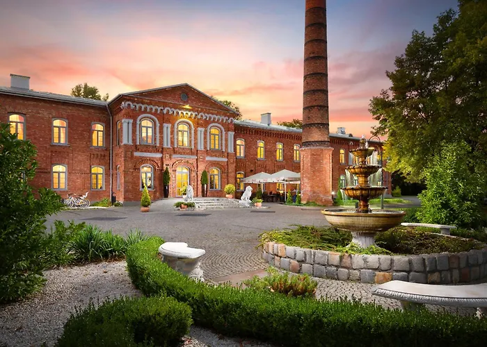 Nowy Dwor Mazowiecki Hotels