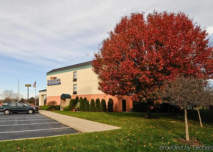 Days Inn & Suites By Wyndham Lafayette In