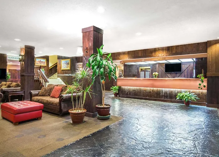 Ramada By Wyndham Denver Downtown