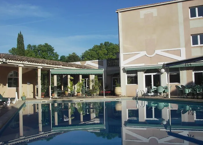 Hotel Le Cesar à Plan-de-Cuques