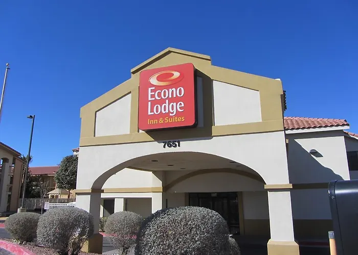 Econo Lodge Inn & Suites El Paso West