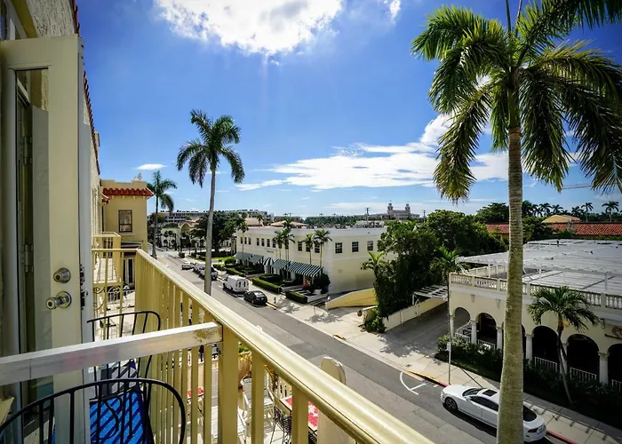 Renovated Studio In The Heart Of Palm Beach - Free Parking, Security Box
