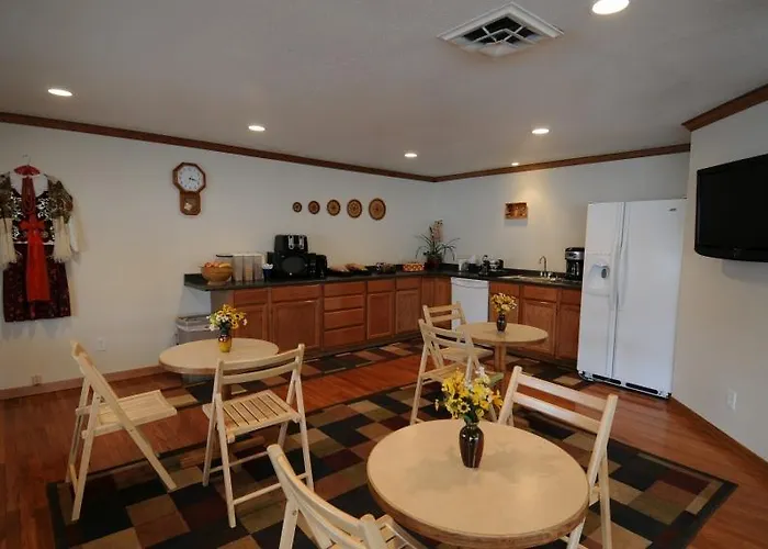 Legacy Inn Price
