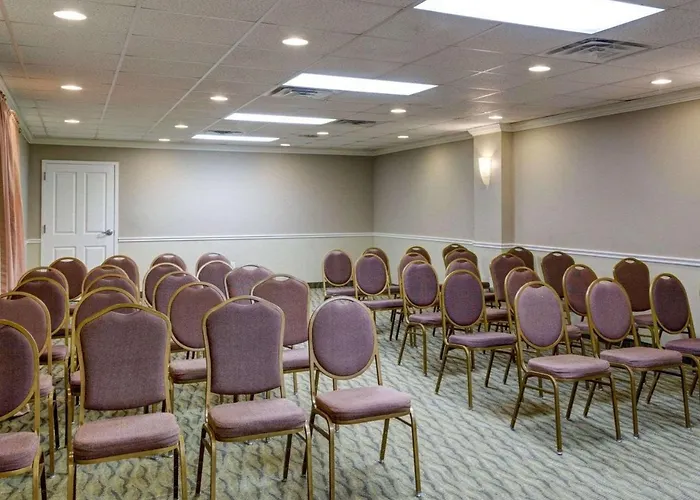 Clarion Inn & Suites Conference Center