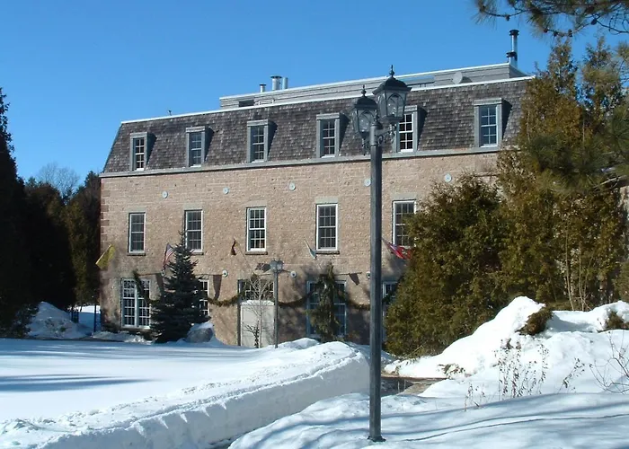 Village Of Alton Hotels