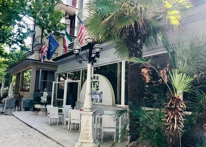 Hotel In Cesenatico