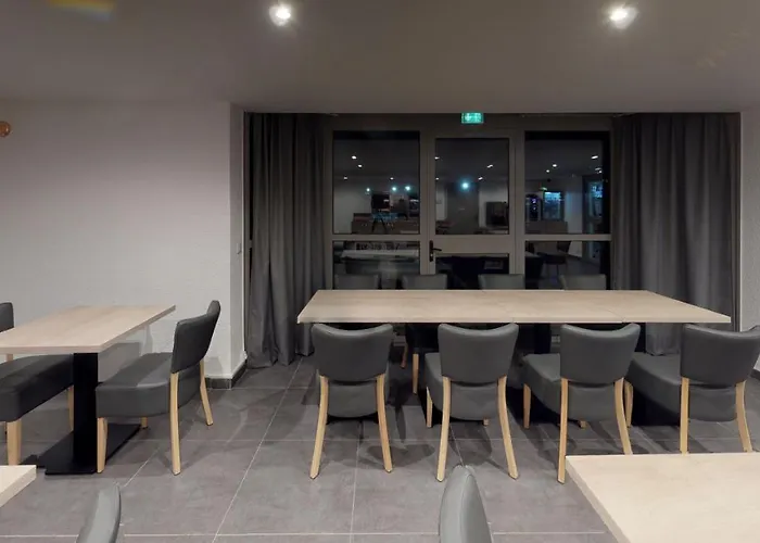 Hôtel du stade ex Kyriad Direct Lille Est Stade Pierre Mauroy Villeneuve-d'Ascq