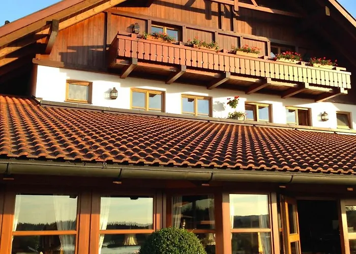 Hotels in Iffeldorf