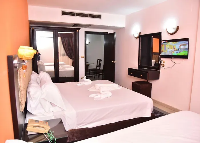Royal Pyramids Hotel Le Caire