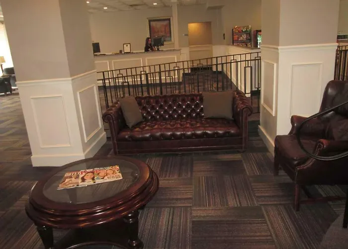 The Avenue Hotel