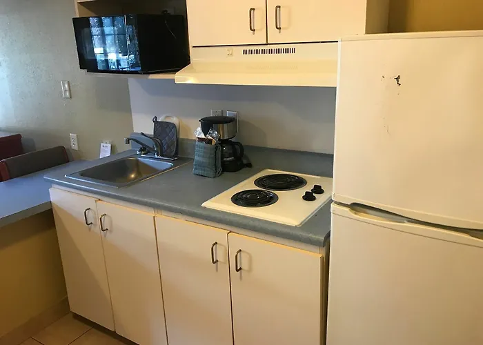 Suburban Extended Stay Hilton Head