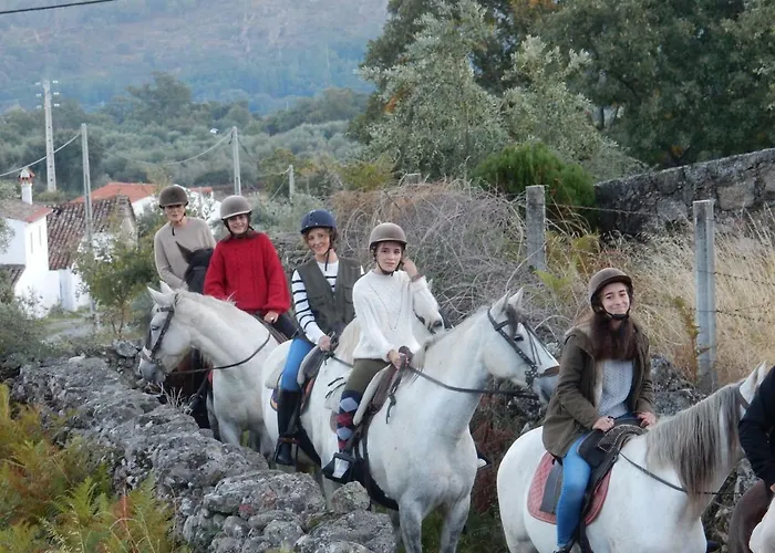 Casas Do Contrabando Acomodação com café da manhã Marvão
