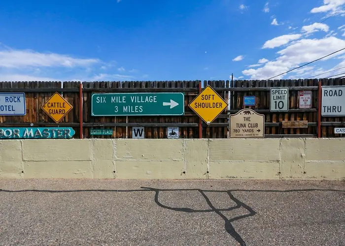 Red Rock Motel And Dam Motel Page