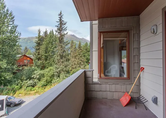 Timberline 208 Apartment Girdwood
