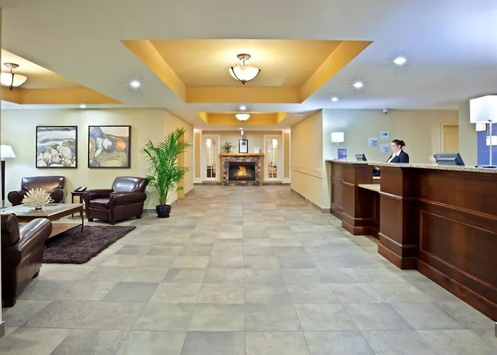 Courtenay Hotels