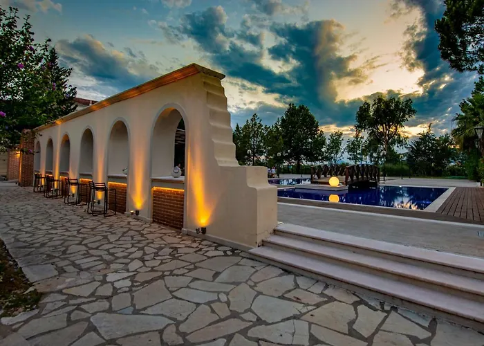 Hotels in Arta