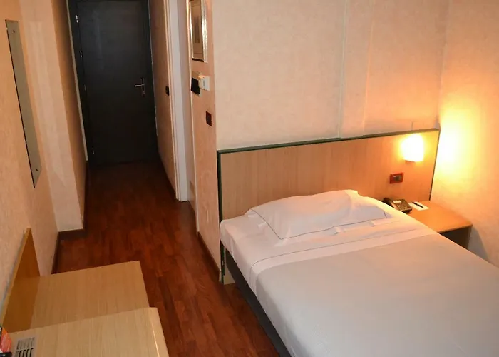 Sun Hotel