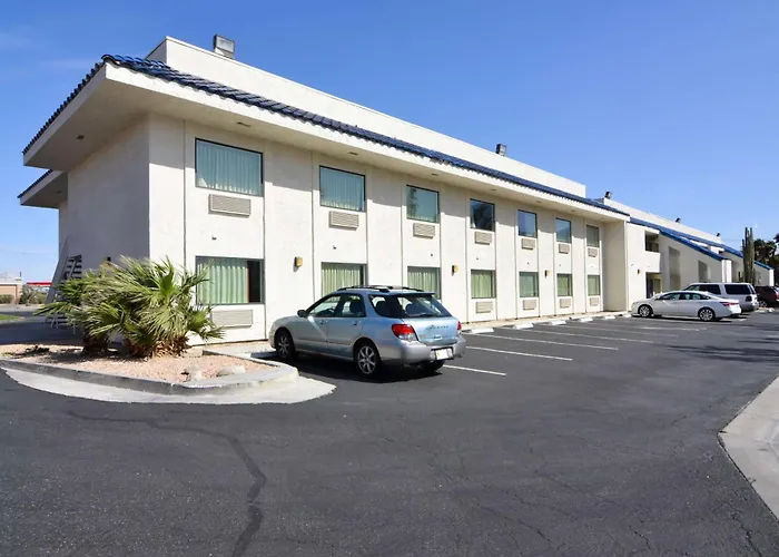 North Palm Springs Hotels