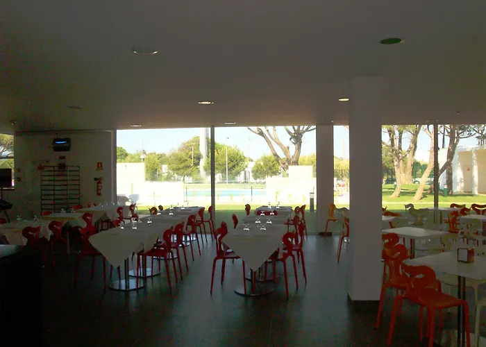 Orbitur Guincho Bungalows - Caravan Park Cascais