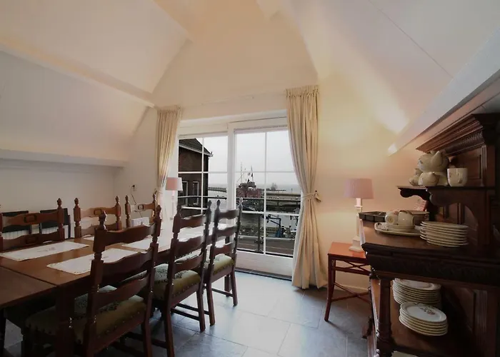 Bed & Breakfast De Roos Urk