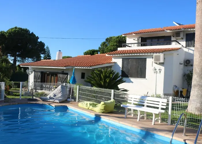 Casa Teresinha Acomodação com café da manhã Sesimbra