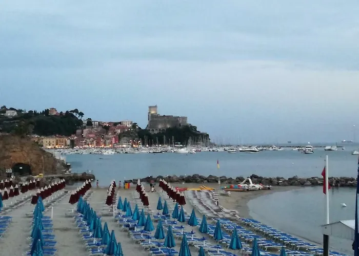 Hotel Rivamare San Terenzo Lerici