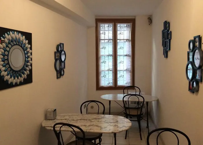 La Maison D'Olivier Beaucaire 