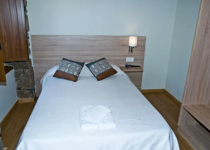 Pension Serrano Sarria