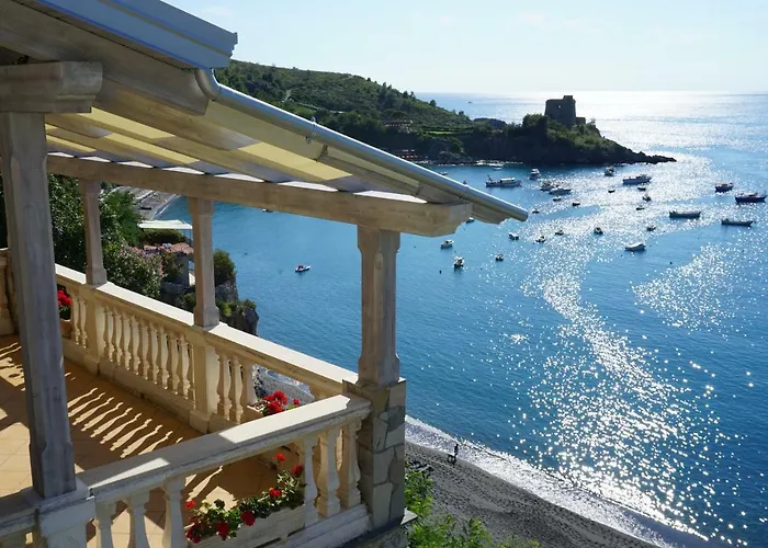 Villa La Petra - Hotel Boutique San Nicola Arcella