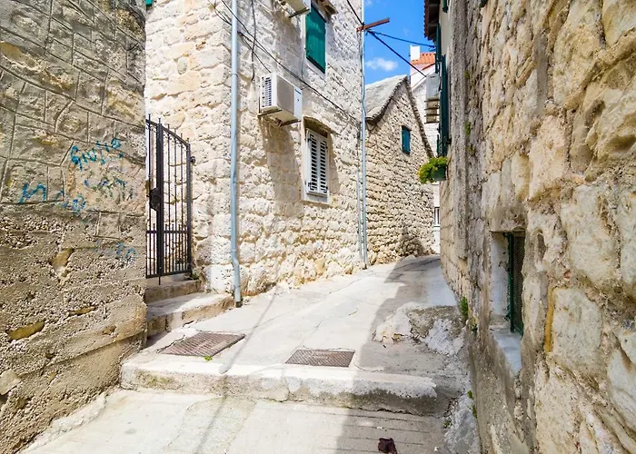 Guest House Babina - Apartments King & Queen Split