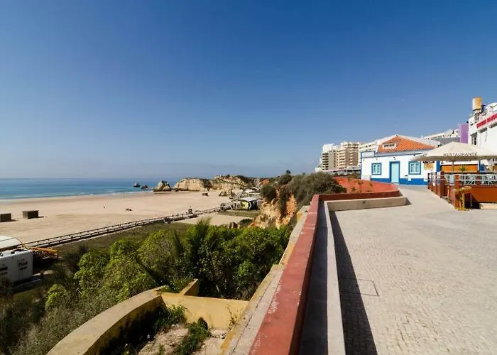 Rocha Tower By Beach Rentals