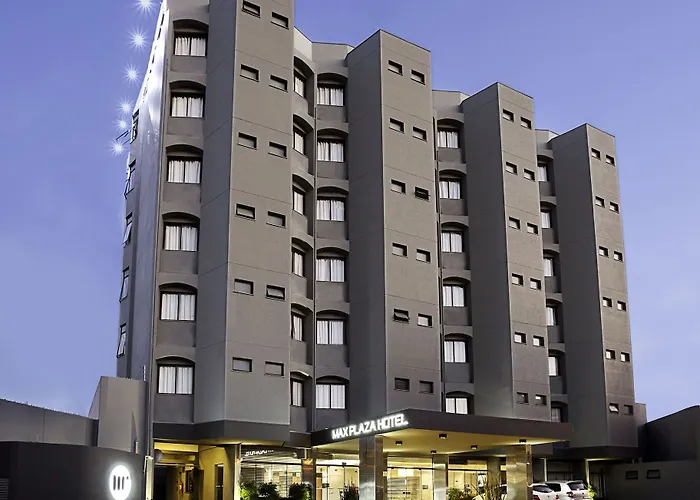 Max Plaza Hotel Marília