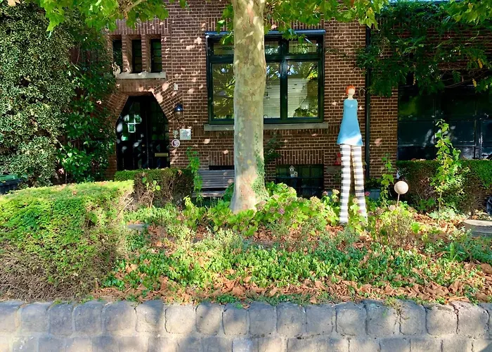De Auw Sjoekelaatfabriek Bed and Breakfast Gulpen