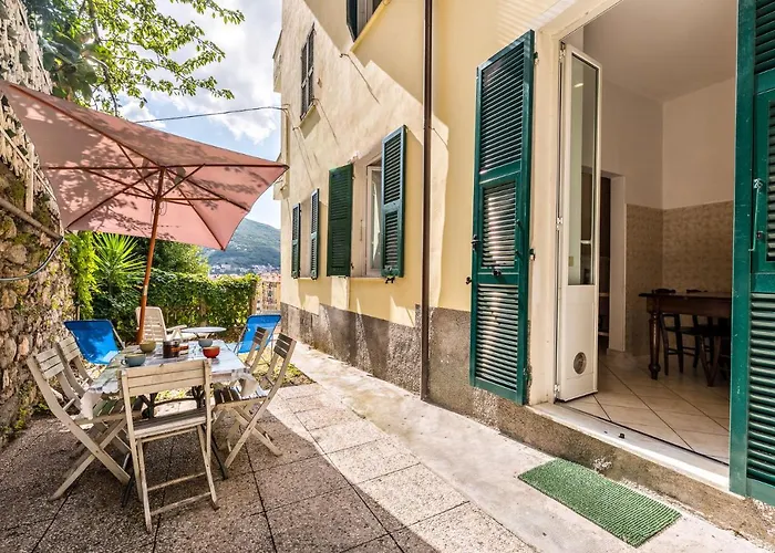 Lia Apartment La Spezia