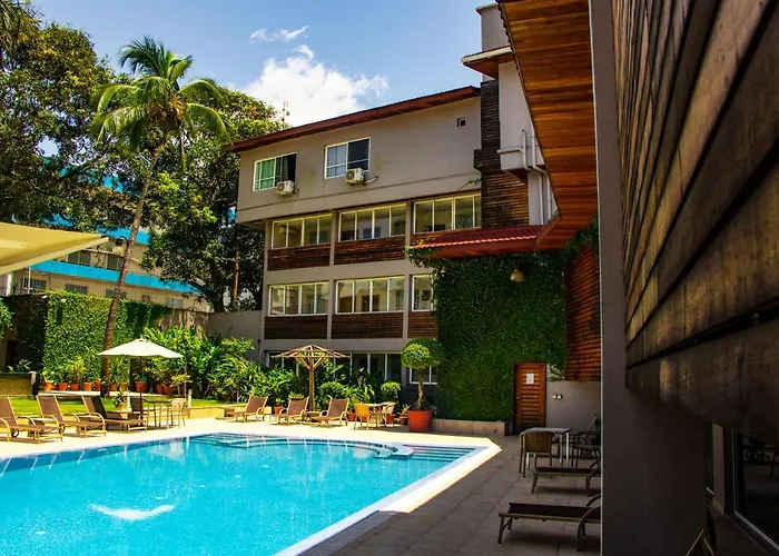 Monrovia Hotels