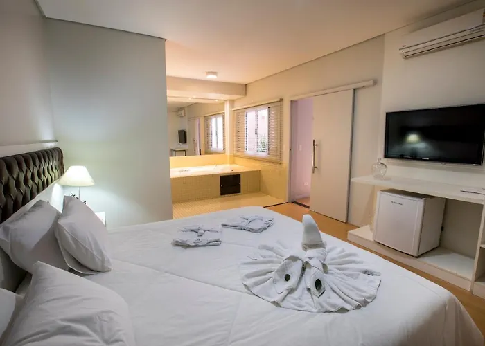 Hotel Gralha Azul