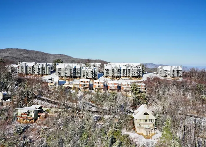 Summit Lookout Hotel Gatlinburg