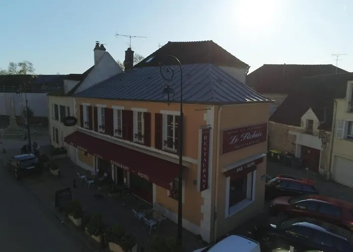 Fontenay-Tresigny Hotels