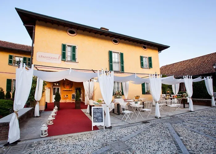 Morimondo Hotels