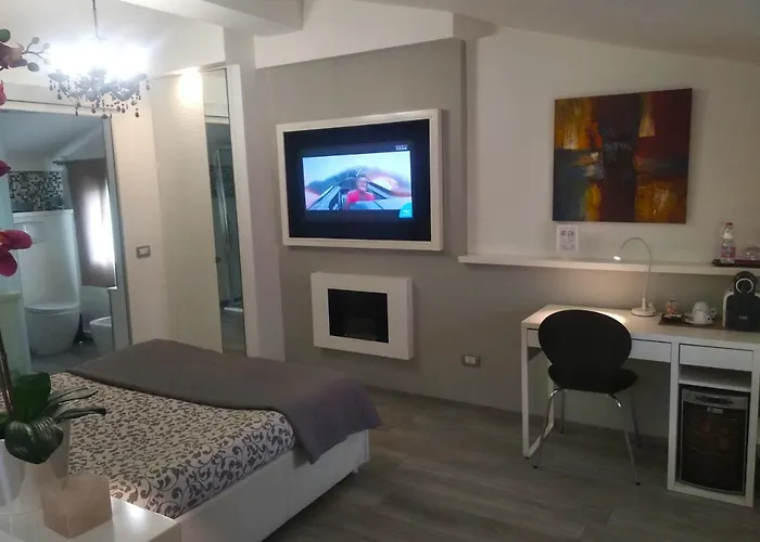 H5-5H Luxury Room