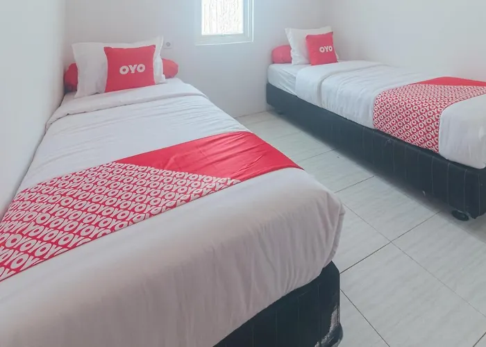 Vaccinated Staff-Oyo 2699 Haven Boarding House Hotel Ambon