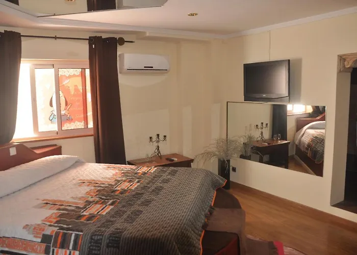 Hostal Temático El Cid Fuengirola
