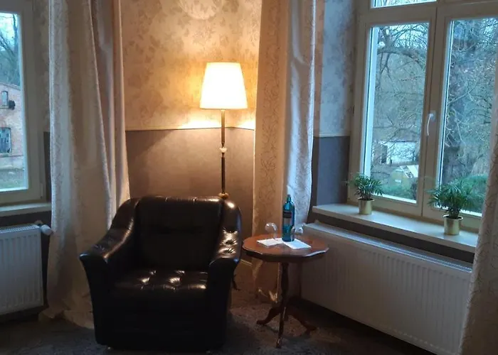 Hotels in Satow