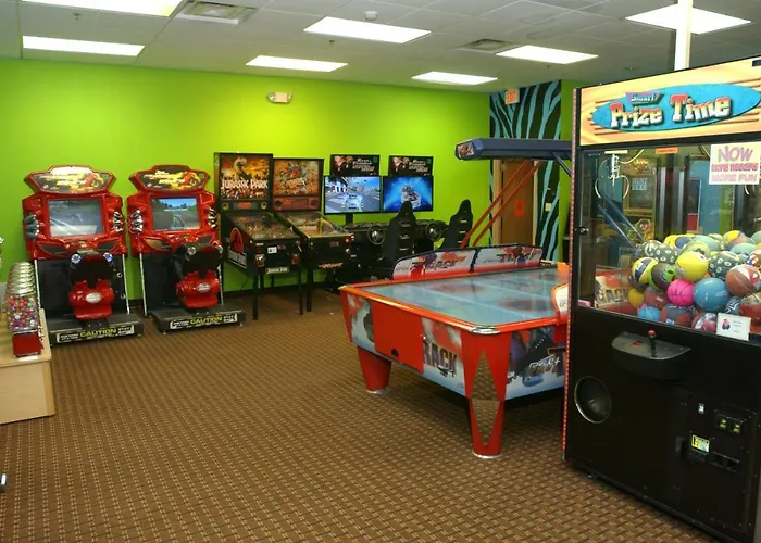 Holiday Inn Hotel & Suites Owatonna